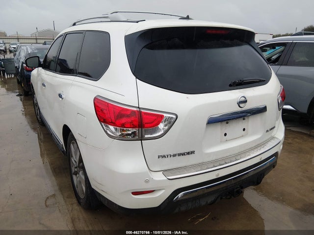 2015 Nissan Pathfinder Platinum მანქანა იყიდება აუქციონზე, vin: 5N1AR2MN4FC626763, აუქციონის ნომერი: 46270766
