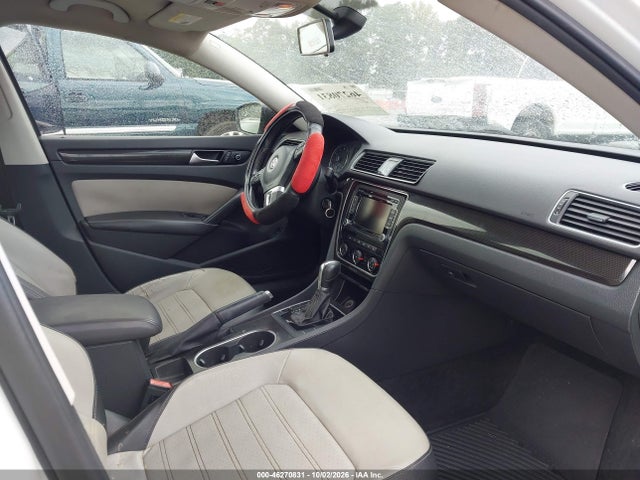 46270831 :رقم المزاد ، 1VWBS7A39FC078169 vin ، 2015 Volkswagen Passat 1.8t Sport مزاد بيع