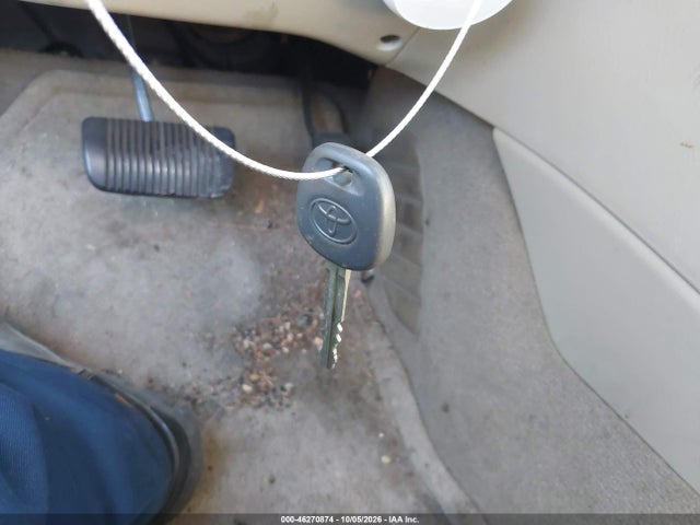 46270874 :رقم المزاد ، 2T1CF28P63C610388 vin ، 2003 Toyota Camry Solara Sle V6 مزاد بيع