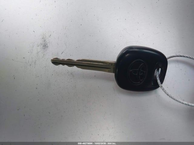 46270890 :رقم المزاد ، 5TDZA23C44S072103 vin ، 2004 Toyota Sienna Le مزاد بيع