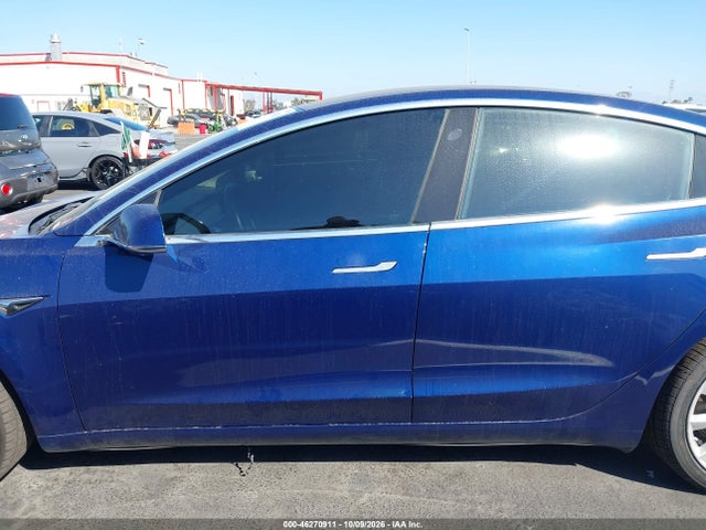 5YJ3E1EA3JF060086 Tesla Model 3 Long Range/mid Range