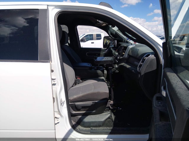 Продаж на аукціоні авто 2024 Ram 2500 Big Horn  4x4 6'4 Box, vin: 3C6UR5DJ2RG373791, номер лоту: 46270961