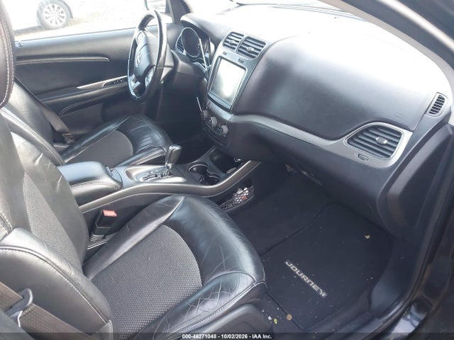 46271048 :رقم المزاد ، 3C4PDDGG7HT541753 vin ، 2017 Dodge Journey Crossroad Plus Awd مزاد بيع