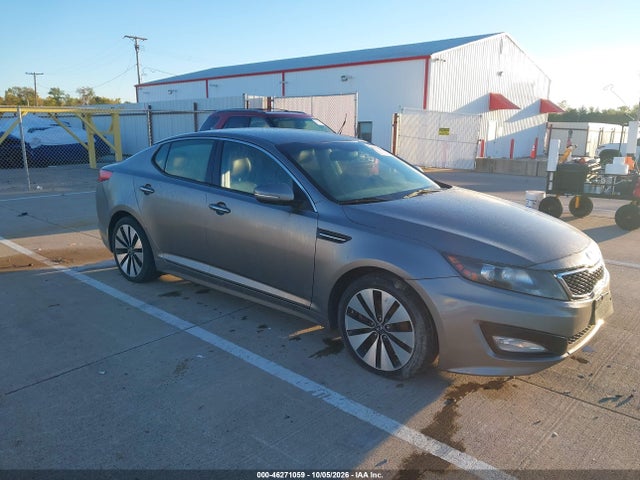 2013 Kia Optima Sx მანქანა იყიდება აუქციონზე, vin: 5XXGR4A6XDG183880, აუქციონის ნომერი: 46271059