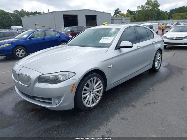 2011 Bmw 550i მანქანა იყიდება აუქციონზე, vin: WBAFR9C52BC757296, აუქციონის ნომერი: 46271064