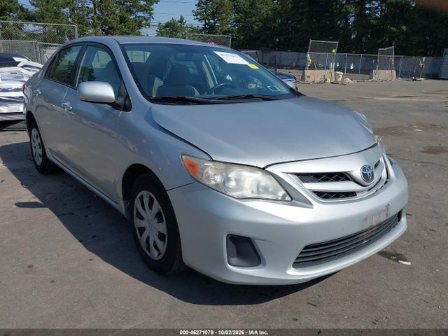 46271079 :رقم المزاد ، JTDBU4EE6BJ093595 vin ، 2011 Toyota Corolla Le مزاد بيع