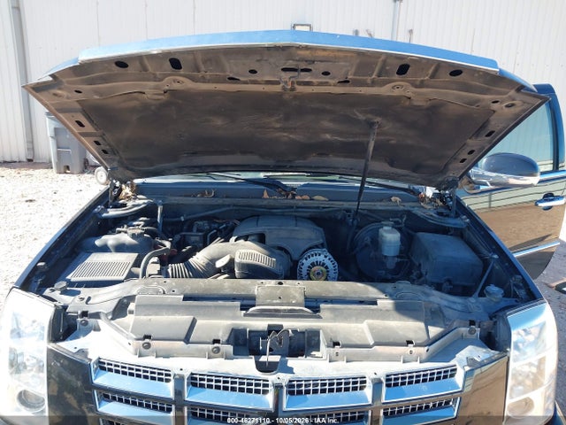 46271110 :رقم المزاد ، 1GYS3HEF7CR139273 vin ، 2012 Cadillac Escalade Esv Luxury مزاد بيع