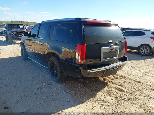 46271110 :رقم المزاد ، 1GYS3HEF7CR139273 vin ، 2012 Cadillac Escalade Esv Luxury مزاد بيع