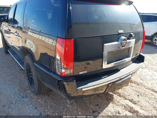 46271110 :رقم المزاد ، 1GYS3HEF7CR139273 vin ، 2012 Cadillac Escalade Esv Luxury مزاد بيع