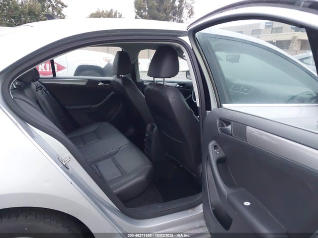 46271150 :رقم المزاد ، 3VWD67AJ0GM209369 vin ، 2016 Volkswagen Jetta 1.4t Se مزاد بيع