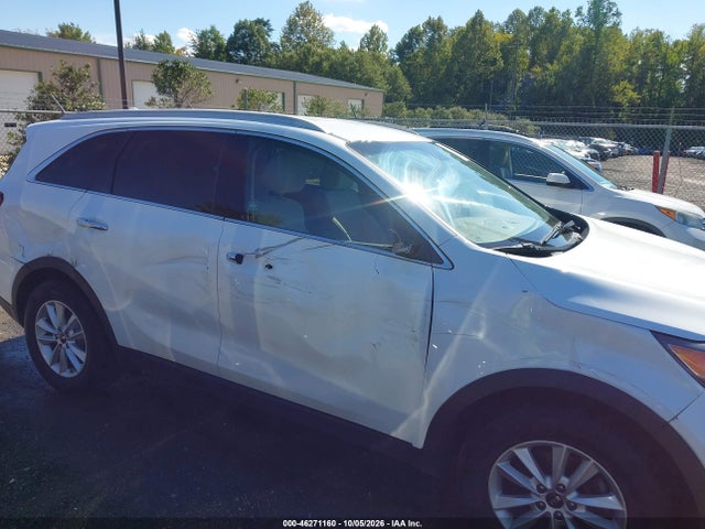 Auction sale of the 2019 Kia Sorento 2.4l Lx, vin: 5XYPG4A37KG474664, lot number: 46271160