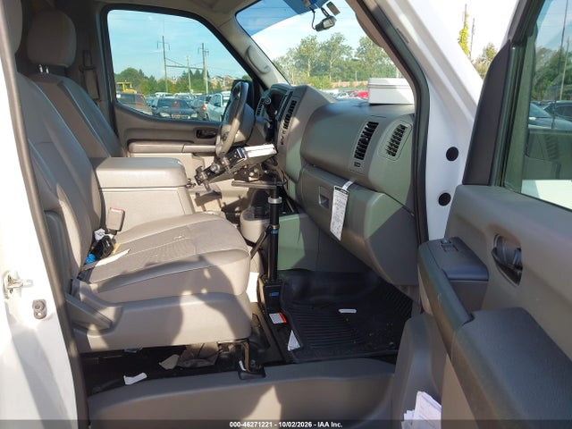 Продаж на аукціоні авто 2020 Nissan Nv Cargo Nv2500 Hd Sv Standard Roof V6, vin: 1N6BF0KY6LN805564, номер лоту: 46271221