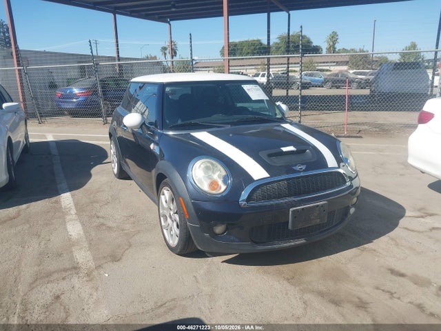 Продаж на аукціоні авто 2009 Mini Cooper S, vin: WMWMF73519TV39896, номер лоту: 46271223
