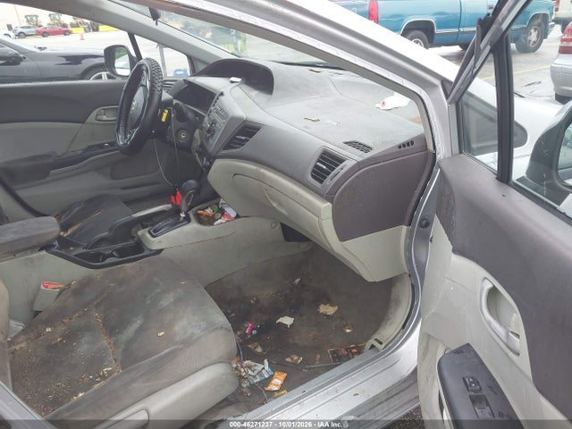 46271237 :رقم المزاد ، 19XFB2F56CE067510 vin ، 2012 Honda Civic Lx مزاد بيع