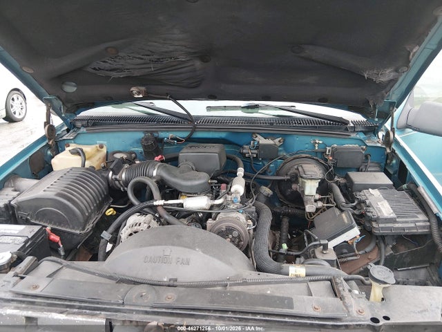 Aukcja sprzedaży 1998 Chevrolet C1500 Fleetside, vin: 2GCEC19R9W1163571, numer aukcji: 46271256