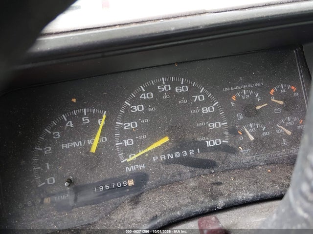 Aukcja sprzedaży 1998 Chevrolet C1500 Fleetside, vin: 2GCEC19R9W1163571, numer aukcji: 46271256