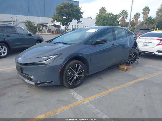 Toyota PRIUS XLE 2024 JTDACAAU3R3023738 Image 2