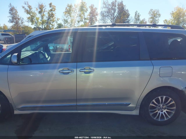 Продаж на аукціоні авто 2019 Toyota Sienna Xle Premium 8 Passenger, vin: 5TDYZ3DC7KS991860, номер лоту: 46271304
