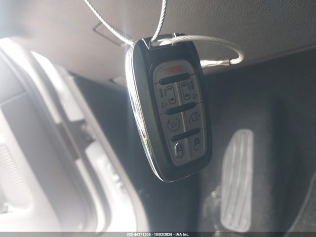 Продаж на аукціоні авто 2025 Chrysler Pacifica Select, vin: 2C4RC1BG4SR532360, номер лоту: 46271305