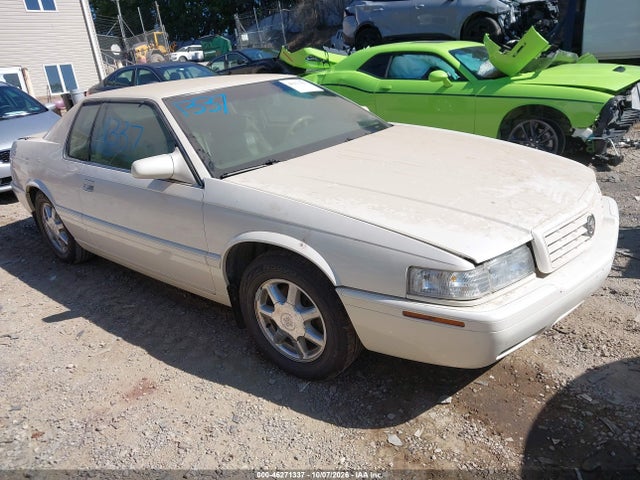 46271337 :رقم المزاد ، 1G6ET12981B105215 vin ، 2001 Cadillac Eldorado Etc مزاد بيع