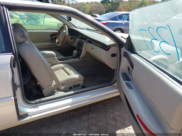 46271337 :رقم المزاد ، 1G6ET12981B105215 vin ، 2001 Cadillac Eldorado Etc مزاد بيع