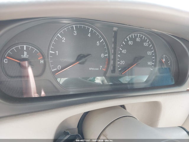 46271337 :رقم المزاد ، 1G6ET12981B105215 vin ، 2001 Cadillac Eldorado Etc مزاد بيع