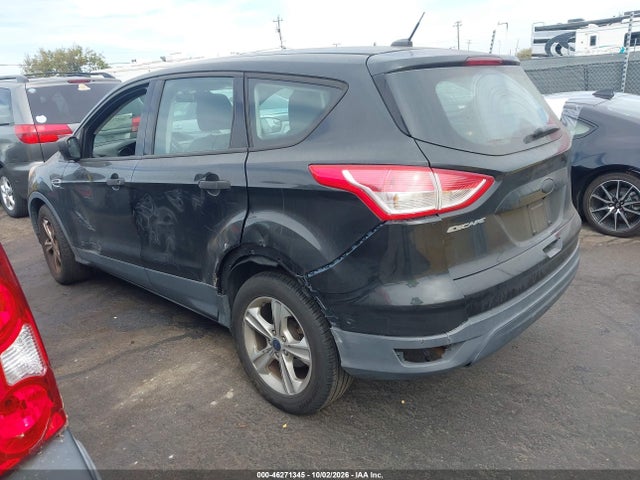 2015 Ford Escape S მანქანა იყიდება აუქციონზე, vin: 1FMCU0F75FUA36365, აუქციონის ნომერი: 46271345