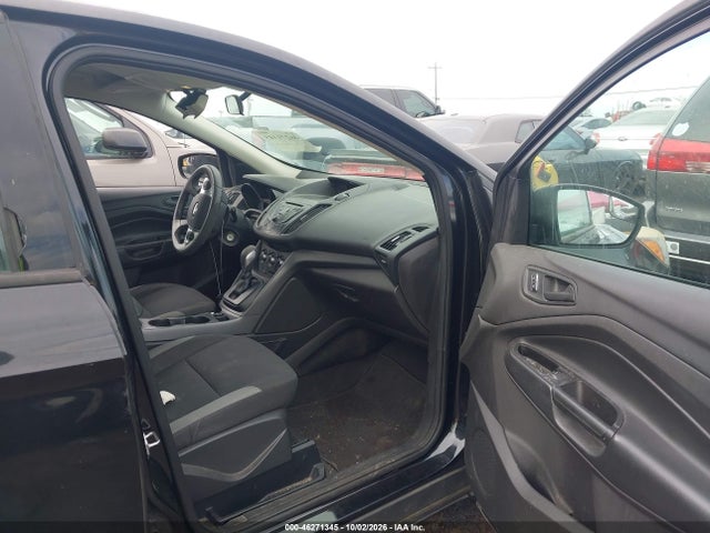 2015 Ford Escape S მანქანა იყიდება აუქციონზე, vin: 1FMCU0F75FUA36365, აუქციონის ნომერი: 46271345