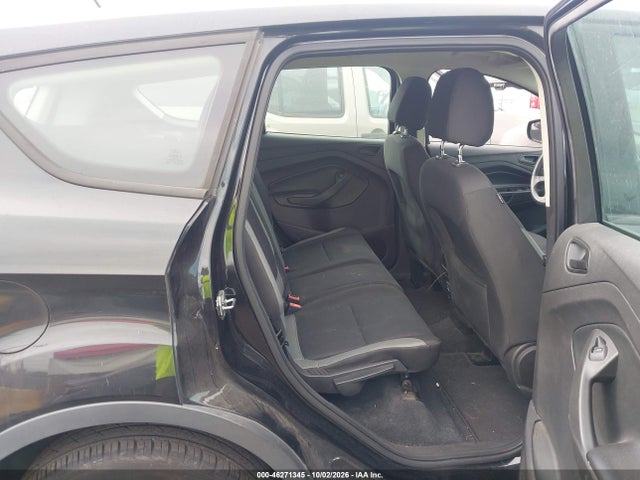 2015 Ford Escape S მანქანა იყიდება აუქციონზე, vin: 1FMCU0F75FUA36365, აუქციონის ნომერი: 46271345