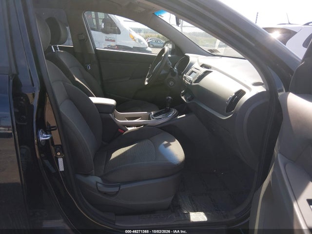Продажа на аукционе авто 2015 Kia Sportage Lx, vin: KNDPBCAC0F7772162, номер лота: 46271368