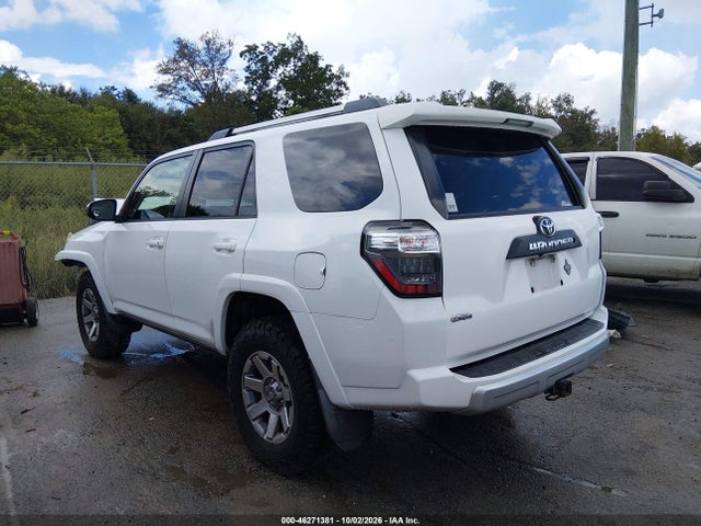 46271381 :رقم المزاد ، JTEBU5JR9E5170838 vin ، 2014 Toyota 4runner Trail مزاد بيع