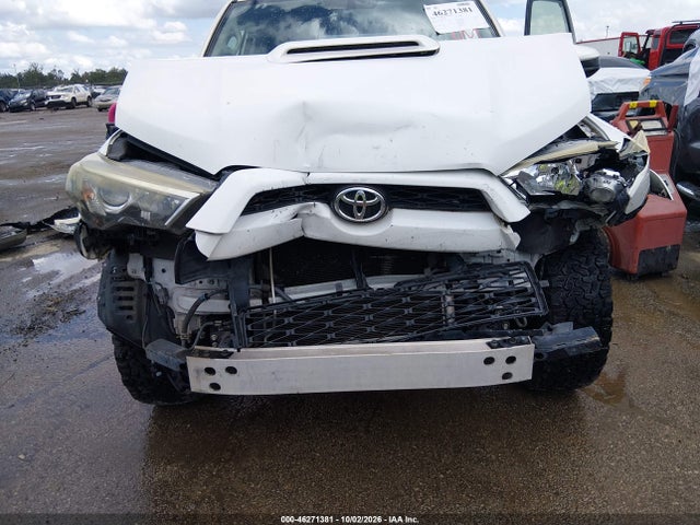 46271381 :رقم المزاد ، JTEBU5JR9E5170838 vin ، 2014 Toyota 4runner Trail مزاد بيع
