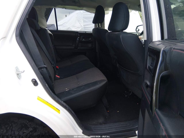 46271381 :رقم المزاد ، JTEBU5JR9E5170838 vin ، 2014 Toyota 4runner Trail مزاد بيع