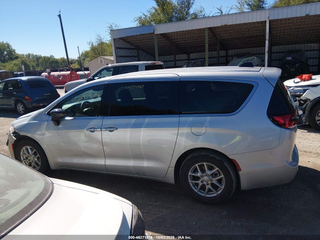 Продажа на аукционе авто 2026 Chrysler Pacifica Select, vin: 2C4RC1BG6TR268348, номер лота: 46271576