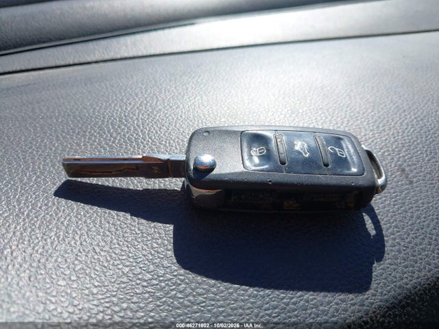 2013 Volkswagen Jetta 2.5l Se მანქანა იყიდება აუქციონზე, vin: 3VWDX7AJ6DM363948, აუქციონის ნომერი: 46271602