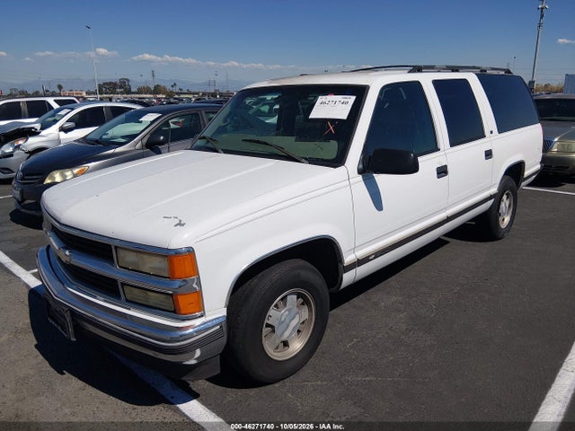 46271740 :رقم المزاد ، 3GNEC16R2XG198263 vin ، 1999 Chevrolet Suburban 1500 Lt مزاد بيع