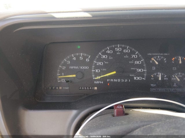 46271740 :رقم المزاد ، 3GNEC16R2XG198263 vin ، 1999 Chevrolet Suburban 1500 Lt مزاد بيع