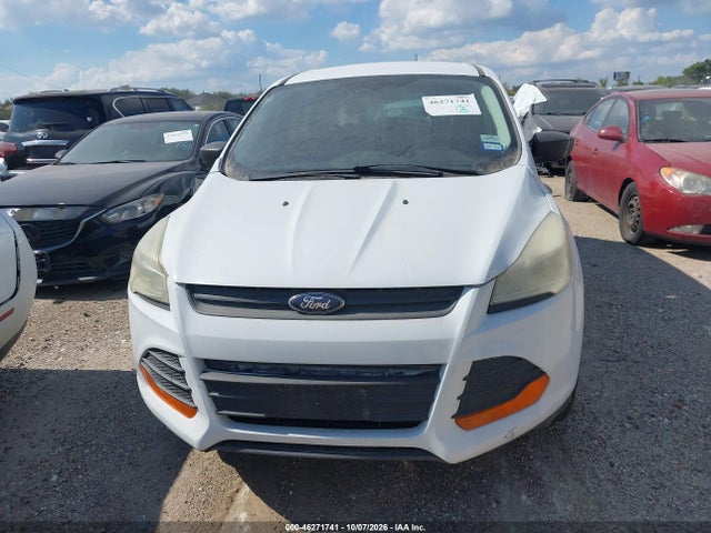 Продаж на аукціоні авто 2015 Ford Escape S, vin: 1FMCU0F72FUA77794, номер лоту: 46271741