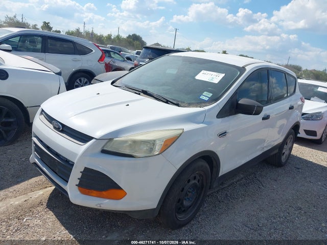 Продаж на аукціоні авто 2015 Ford Escape S, vin: 1FMCU0F72FUA77794, номер лоту: 46271741