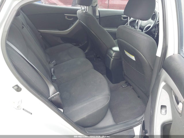 Продажа на аукционе авто 2015 Hyundai Elantra Se, vin: 5NPDH4AEXFH637582, номер лота: 46271761