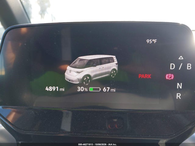 Volkswagen Id. Buzz Pro S Plus With 4motion 2025 WVGNYVEB5SH056697 Image 16