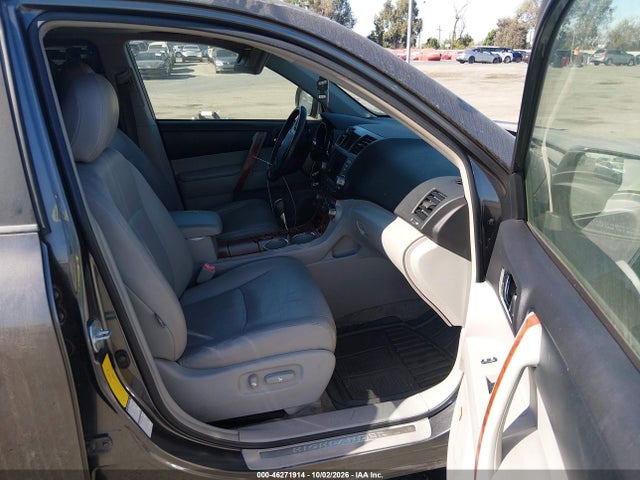 2008 Toyota Highlander Limited მანქანა იყიდება აუქციონზე, vin: JTEES42A082071627, აუქციონის ნომერი: 46271914