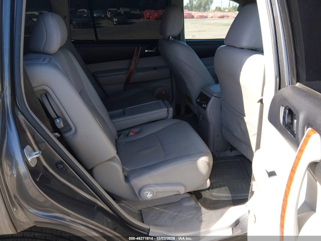 2008 Toyota Highlander Limited მანქანა იყიდება აუქციონზე, vin: JTEES42A082071627, აუქციონის ნომერი: 46271914