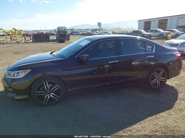 46271935 :رقم المزاد ، 1HGCR2F57HA172261 vin ، 2017 Honda Accord Sport مزاد بيع