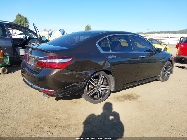 46271935 :رقم المزاد ، 1HGCR2F57HA172261 vin ، 2017 Honda Accord Sport مزاد بيع