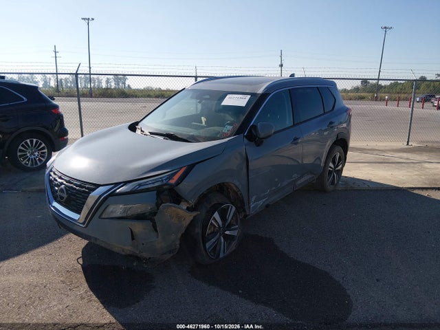 46271960 :رقم المزاد ، 5N1BT3CB4PC935010 vin ، 2023 Nissan Rogue Sl Intelligent Awd مزاد بيع