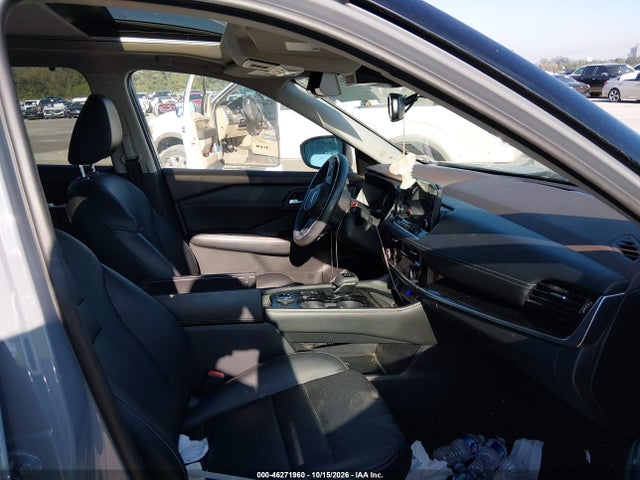 46271960 :رقم المزاد ، 5N1BT3CB4PC935010 vin ، 2023 Nissan Rogue Sl Intelligent Awd مزاد بيع