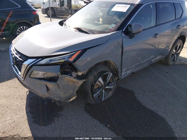 46271960 :رقم المزاد ، 5N1BT3CB4PC935010 vin ، 2023 Nissan Rogue Sl Intelligent Awd مزاد بيع