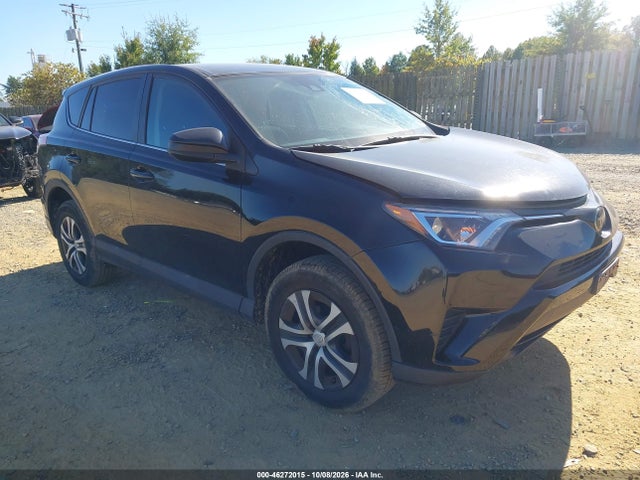 46272015 :رقم المزاد ، 2T3ZFREV1JW451501 vin ، 2018 Toyota Rav4 Le مزاد بيع