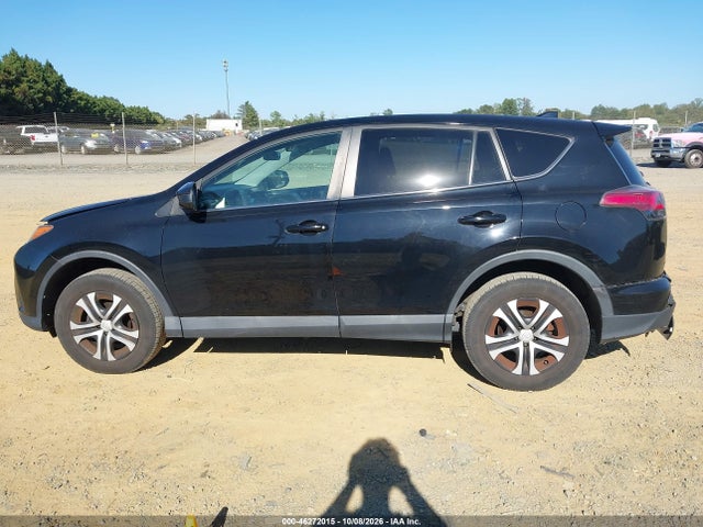 46272015 :رقم المزاد ، 2T3ZFREV1JW451501 vin ، 2018 Toyota Rav4 Le مزاد بيع